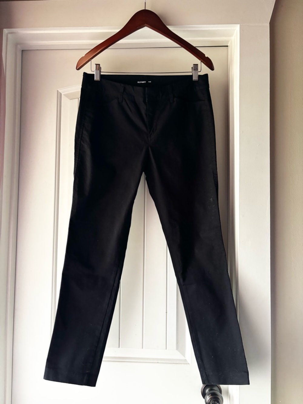 Old Navy Black Pixie Trousers